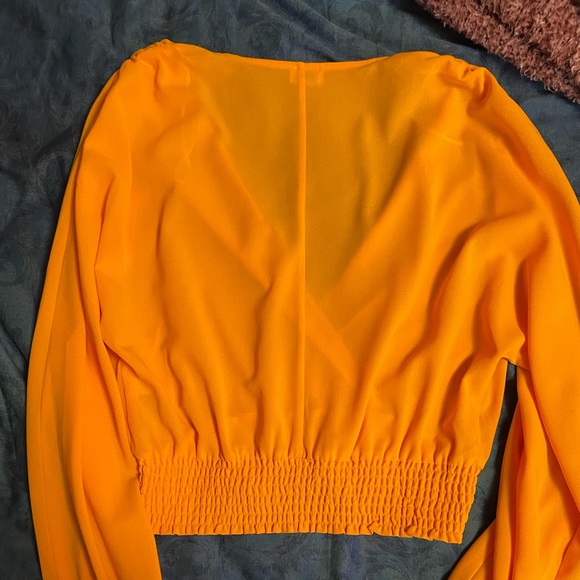 Wilfred Cropped Long Sleeve - Picture 2 of 2